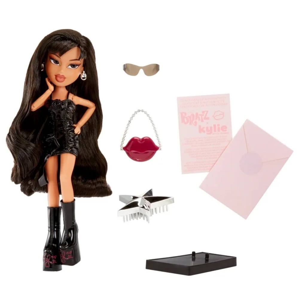 Bratz Doll Accessory Set with Black Dress and Pink Lip Purse